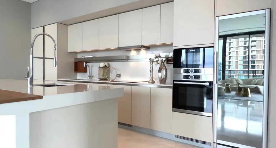 For sale and for rent 3 bedrooms condo in Pathum Wan, Bangkok
