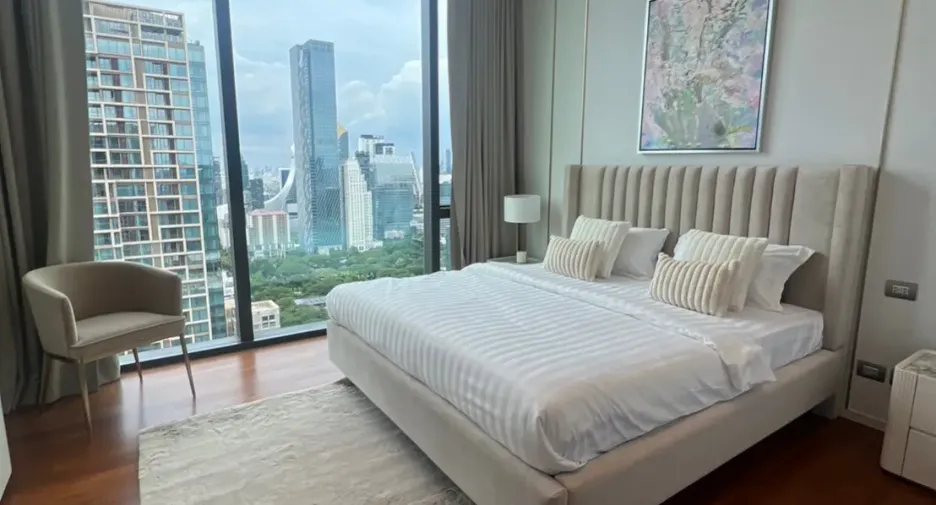 For sale and for rent 3 bedrooms condo in Pathum Wan, Bangkok