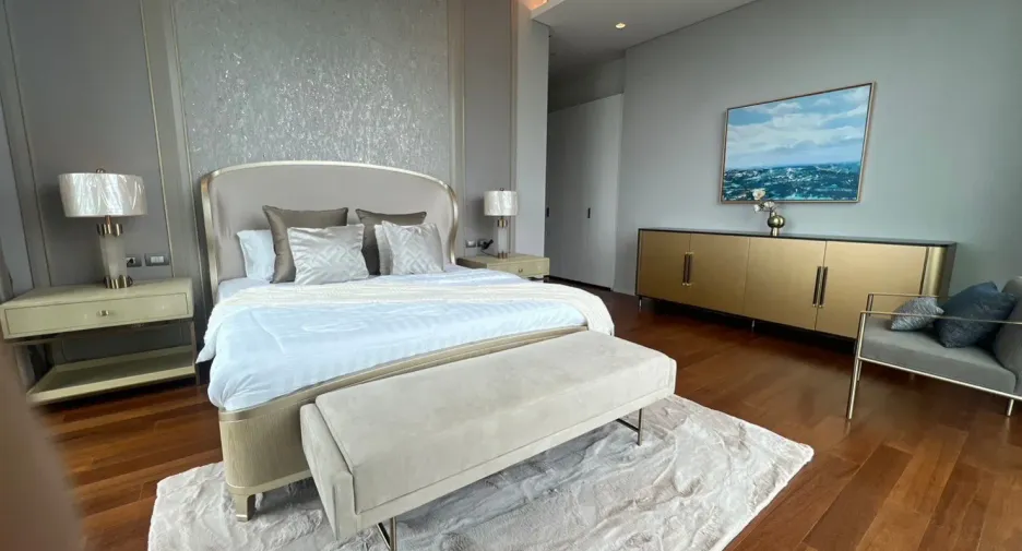 For sale and for rent 3 bedrooms condo in Pathum Wan, Bangkok