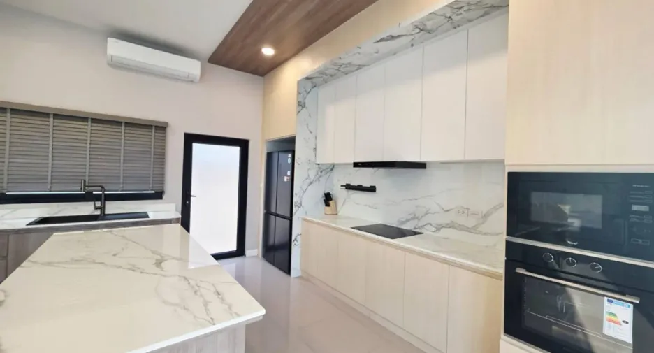 Haus zum Kauf mit 3 Zimmer in Bang Lamung, Chonburi