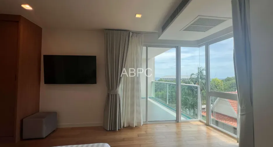 For rent 2 bedrooms condo in Bang Lamung, Chonburi