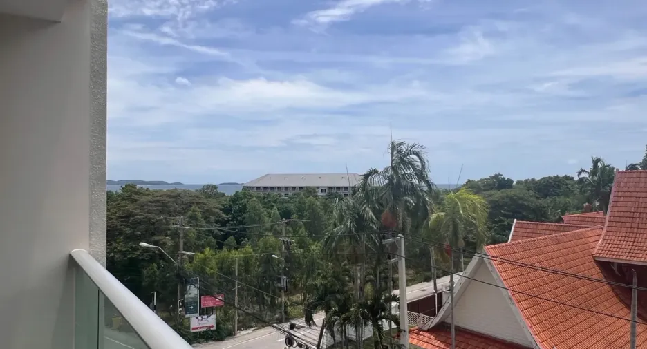 For rent 2 bedrooms condo in Bang Lamung, Chonburi
