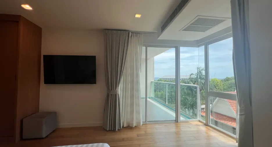 For rent 2 bedrooms condo in Bang Lamung, Chonburi