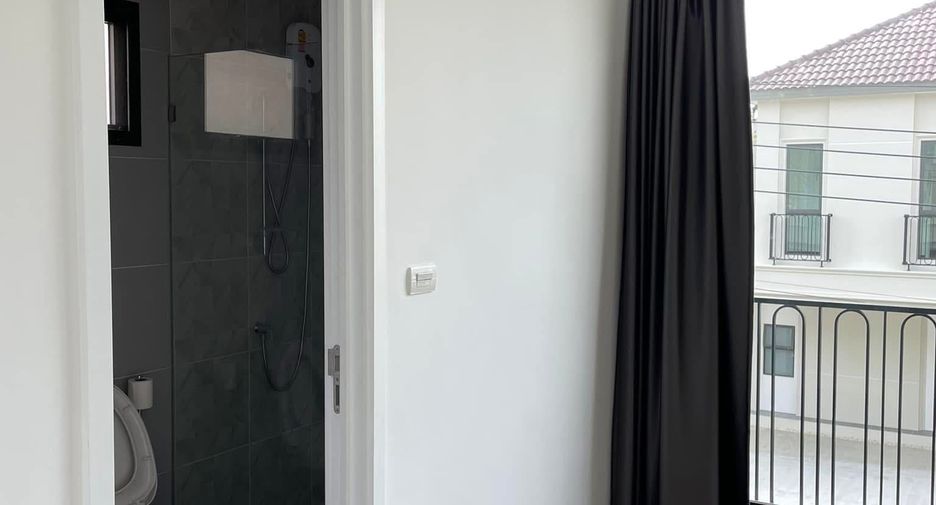 Haus zur Miete und zum Kauf mit 3 Zimmer in Bang Phli, Samut Prakan