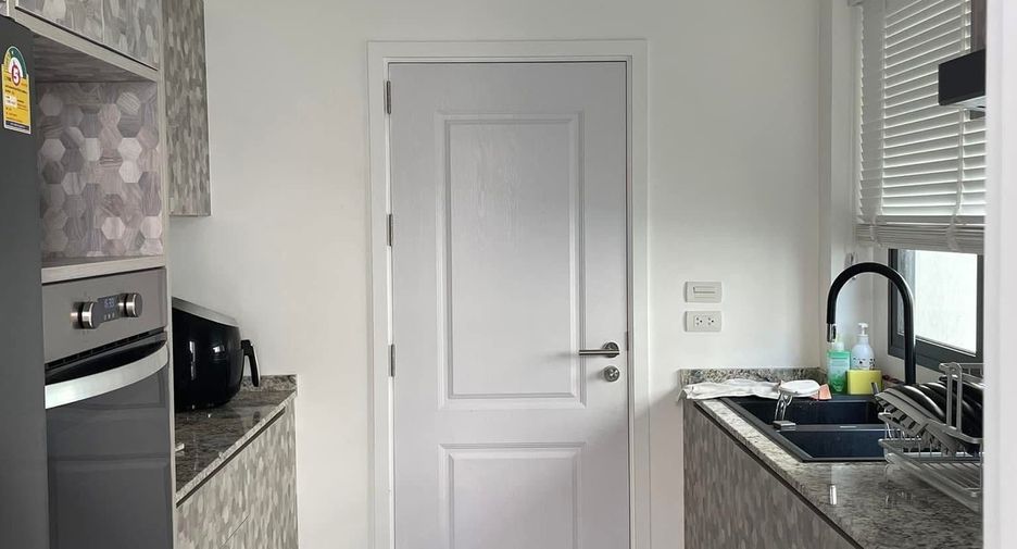 Haus zur Miete und zum Kauf mit 3 Zimmer in Bang Phli, Samut Prakan