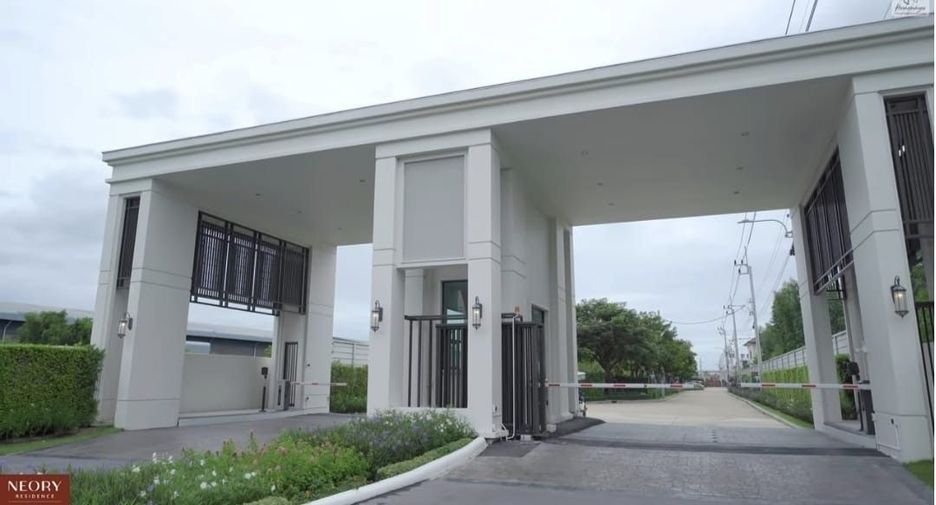 Haus zur Miete und zum Kauf mit 3 Zimmer in Bang Phli, Samut Prakan