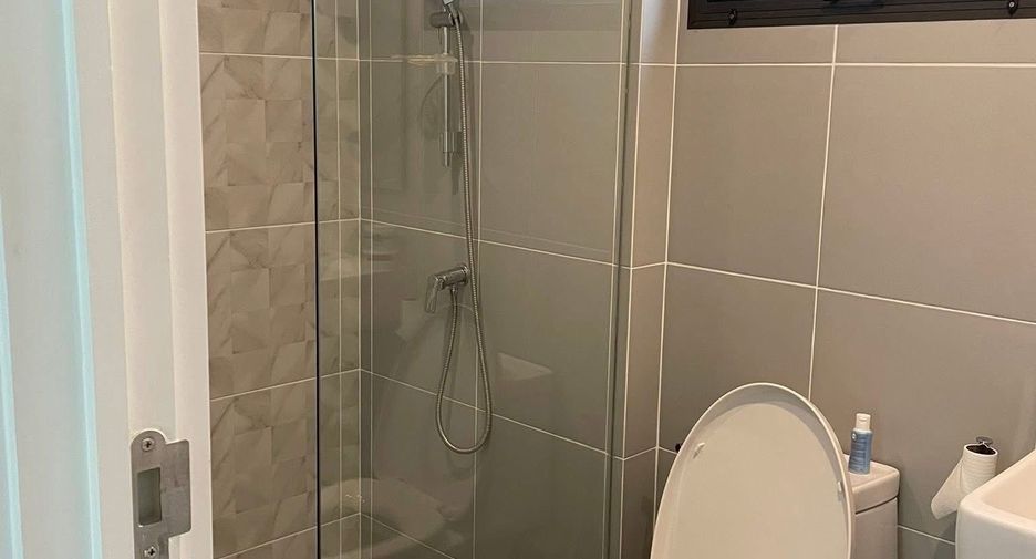 Haus zur Miete und zum Kauf mit 3 Zimmer in Bang Phli, Samut Prakan