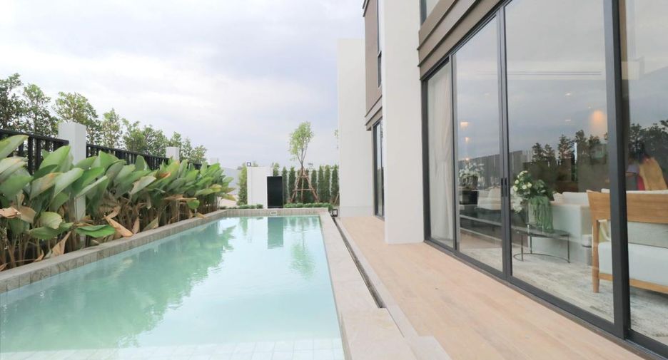 Villa en venta de 4 habitaciones en Bang Lamung, Chonburi