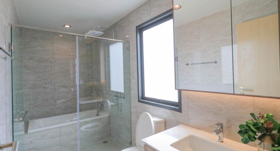 Villa en venta de 4 habitaciones en Bang Lamung, Chonburi