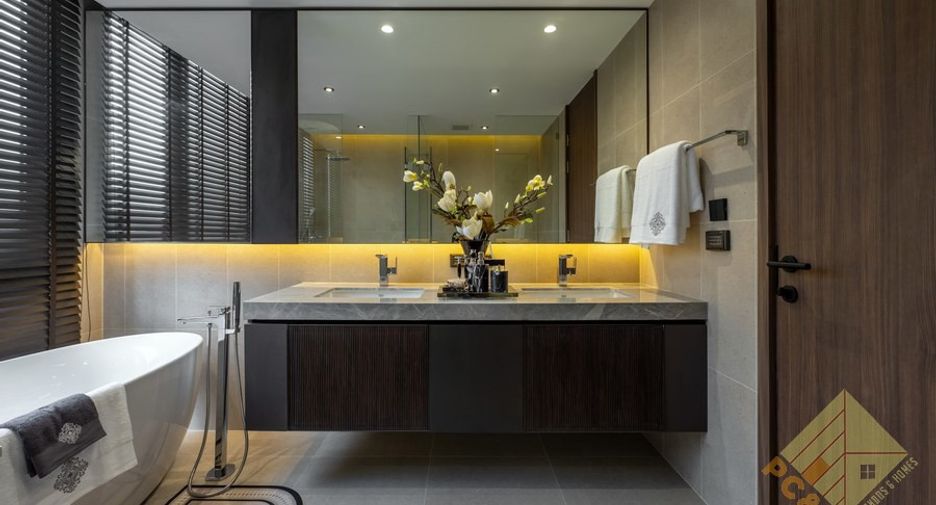 For sale 3 bedrooms condo in Na Jomtien, Pattaya
