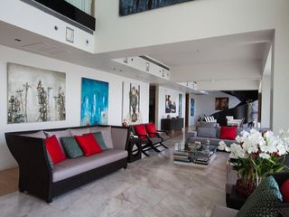 Продажа и аренда 4 спальни кондо в Сатхон, Бангкок
