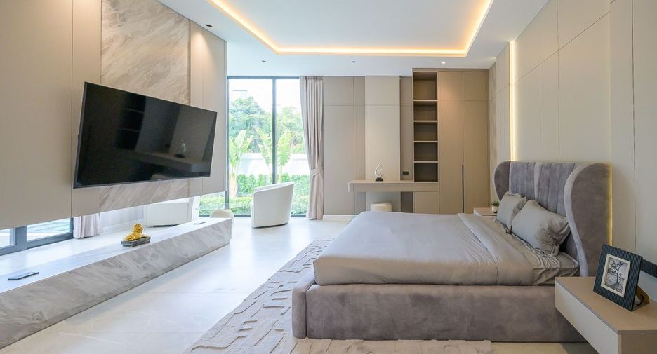 For rent 7 bedrooms house in Bang Lamung, Chonburi