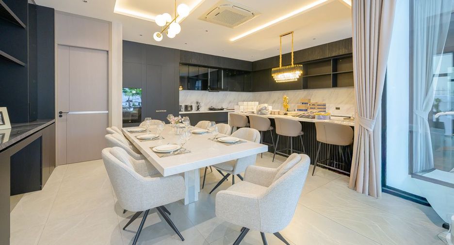 For rent 7 bedrooms house in Bang Lamung, Chonburi