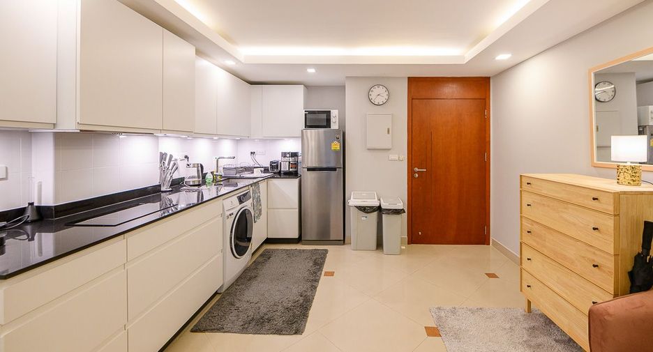 For rent 2 bedrooms condo in Bang Lamung, Chonburi
