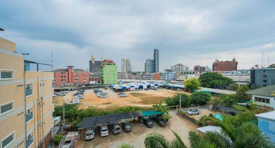 For rent 2 bedrooms condo in Bang Lamung, Chonburi
