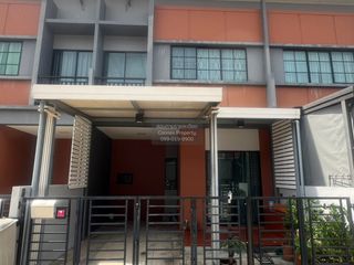 For sale 3 bedrooms townhouse in Bang Pa-in, Phra Nakhon Si Ayutthaya