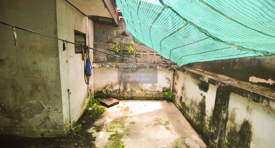 À vendre 2 chambres maison de ville à Nong Chok, Bangkok