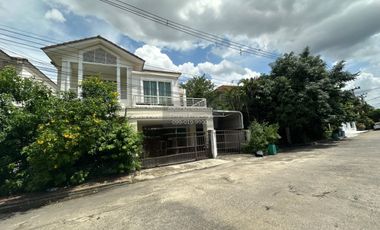 Продажа 4 спальни дом в Lam Luk Ka, Патумтани