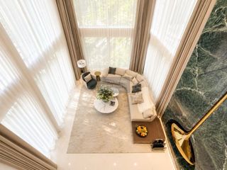 Casa en venta de 6 habitaciones en Watthana, Bangkok