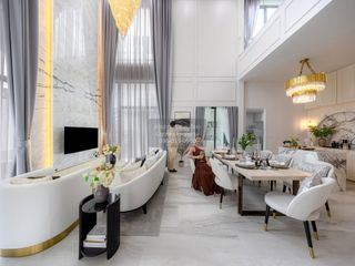For sale 3 ベッドルーム townhouse in Chom Thong, Bangkok