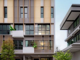 For sale 3 ベッドルーム townhouse in Chom Thong, Bangkok