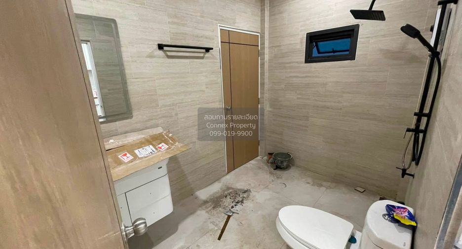Casa en venta de 5 habitaciones en Wang Thonglang, Bangkok