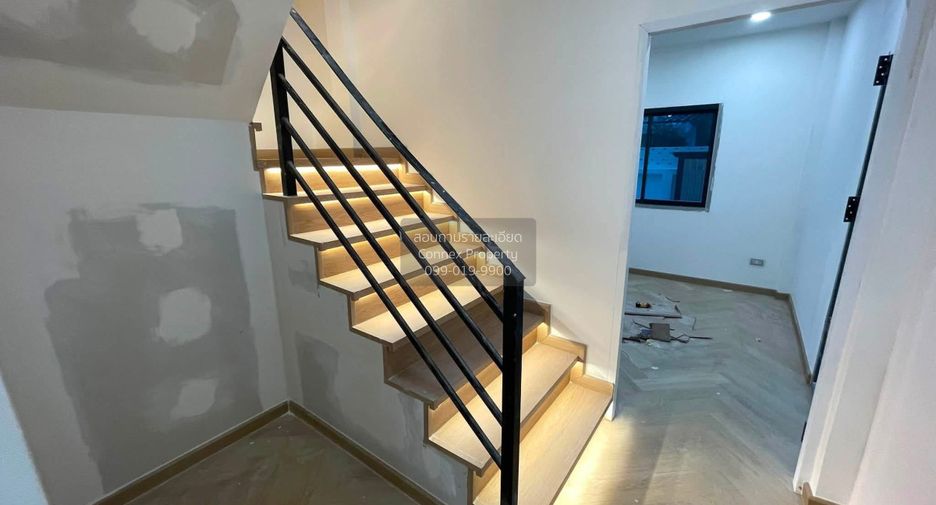 Casa en venta de 5 habitaciones en Wang Thonglang, Bangkok