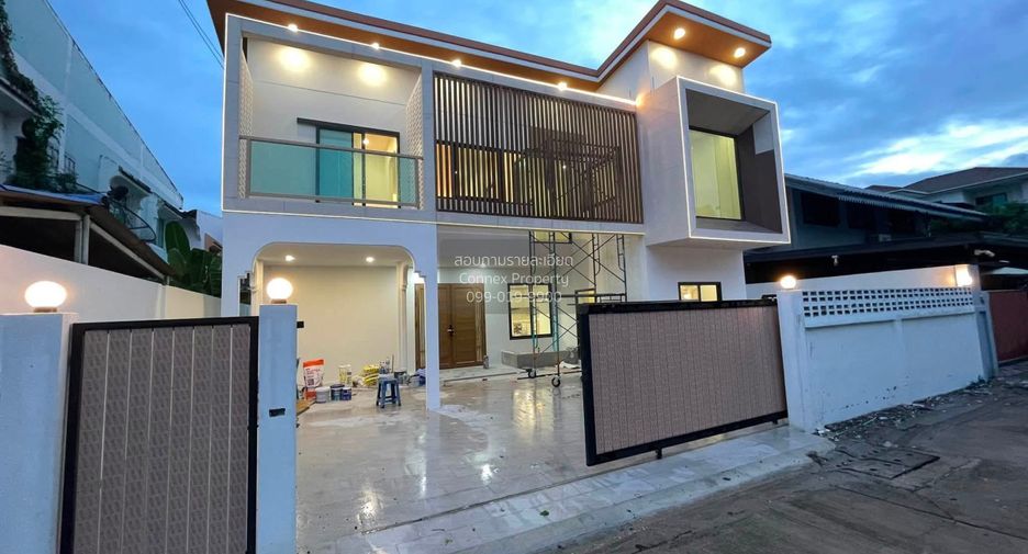 Casa en venta de 5 habitaciones en Wang Thonglang, Bangkok