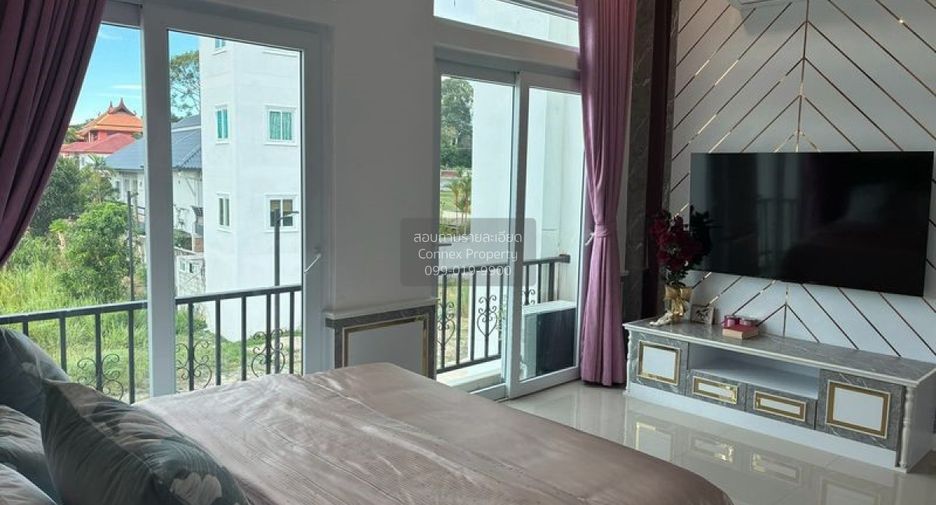For sale 4 ベッドルーム retail Space in Huay Yai, Pattaya