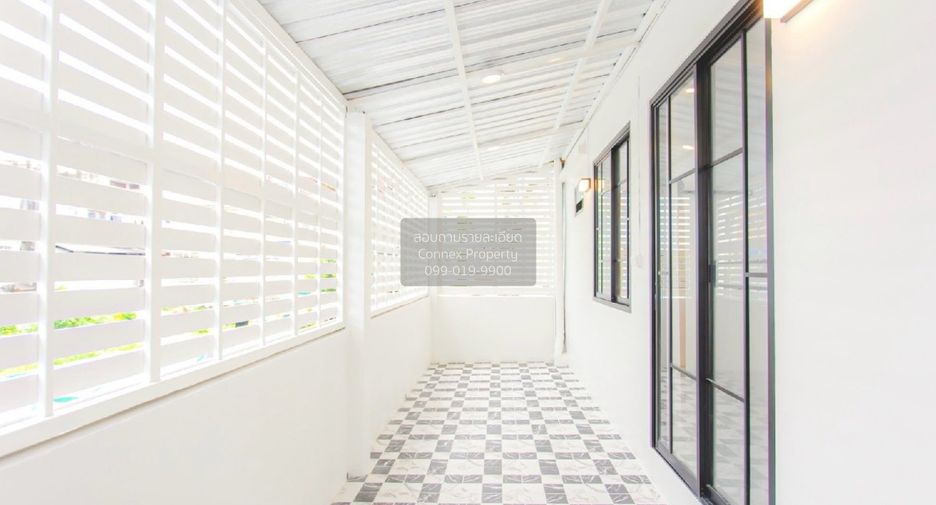 For sale 4 bedrooms retail Space in Bueng Kum, Bangkok