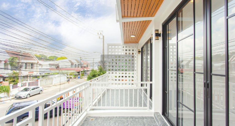 For sale 4 bedrooms retail Space in Bueng Kum, Bangkok