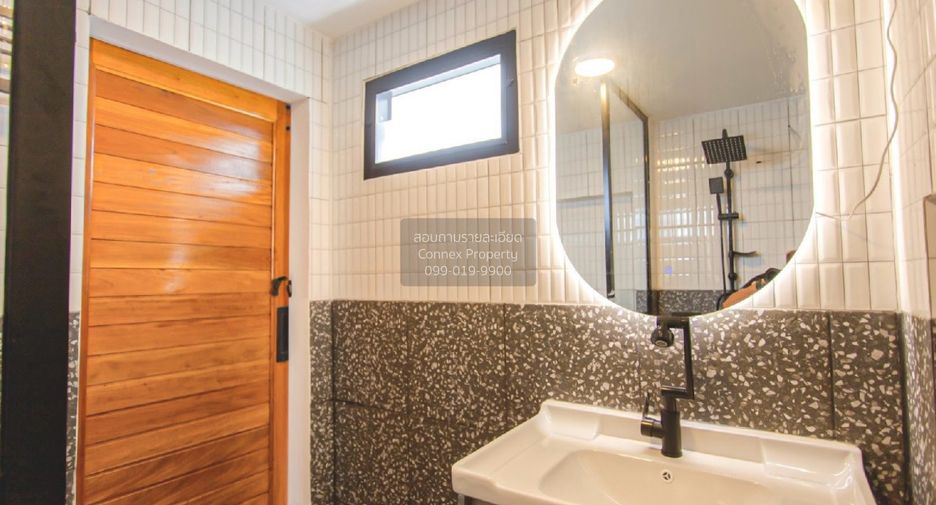 For sale 4 bedrooms retail Space in Bueng Kum, Bangkok