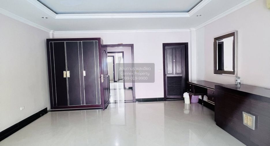 Casa adosada en venta de 2 habitaciones en Bang Lamung, Chonburi