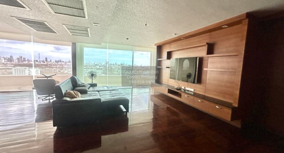 Продажа 4 спальни кондо в Дусит, Бангкок