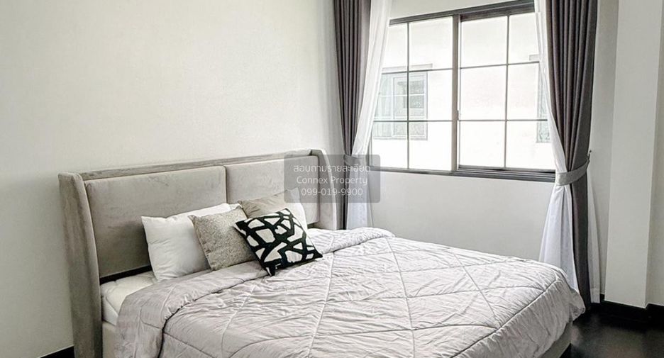 Haus zum Kauf mit 5 Zimmer in Bang Phli, Samut Prakan