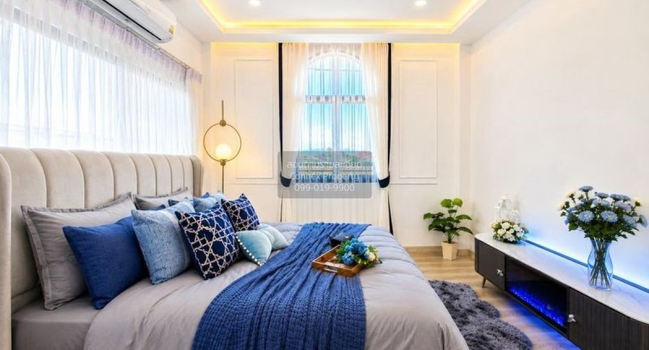 For sale 3 bedrooms townhouse in Bang Lamung, Chonburi