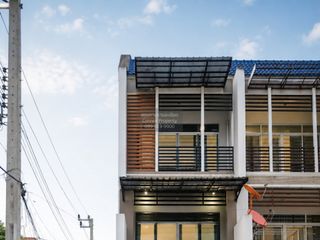 出售 3 卧室 联排别墅 在 Lat Phrao, 曼谷