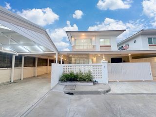 Casa en venta de 4 habitaciones en Don Mueang, Bangkok