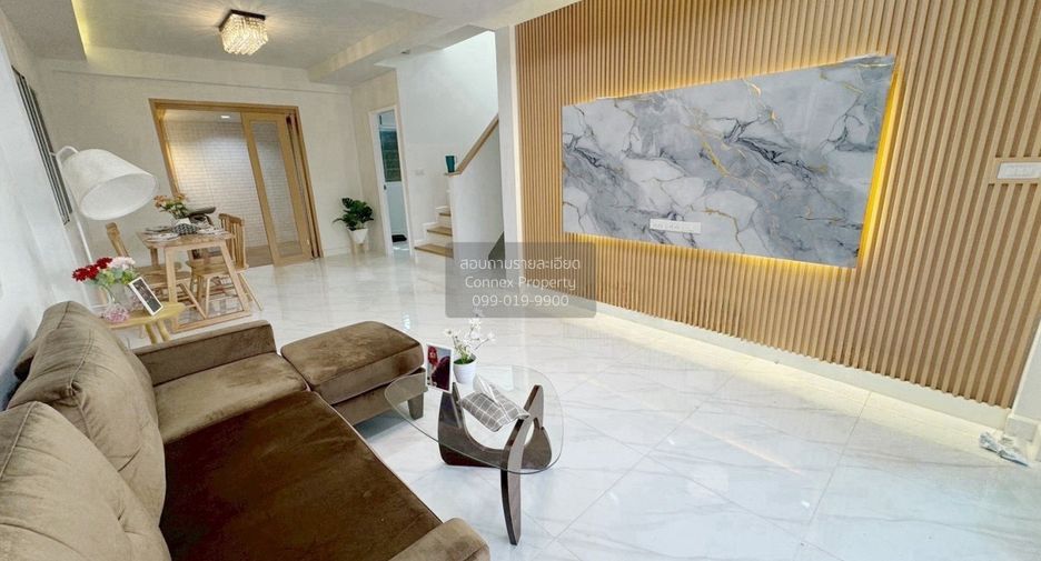 Casa en venta de 4 habitaciones en Don Mueang, Bangkok