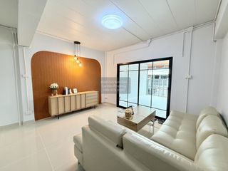 出售 2 卧室 联排别墅 在 Bang Bua Thong, Nonthaburi