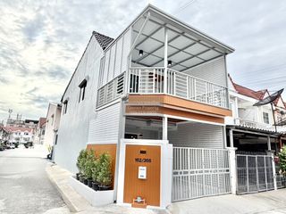 出售 2 卧室 联排别墅 在 Bang Bua Thong, Nonthaburi
