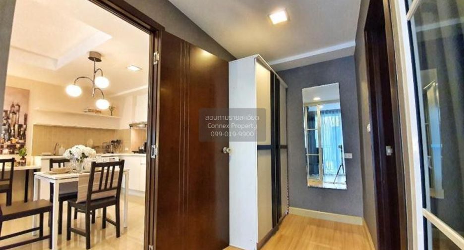 For sale 2 bedrooms condo in Huai Khwang, Bangkok