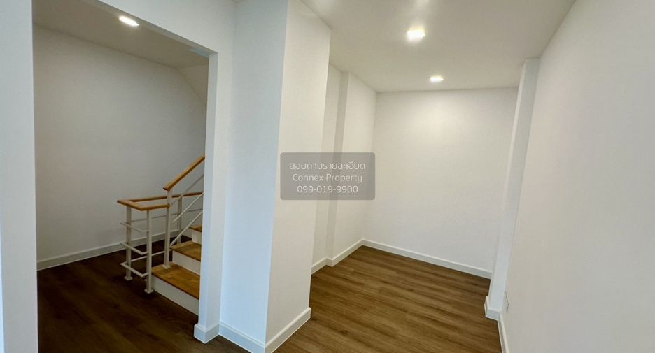 For sale 3 bedrooms house in Chom Thong, Bangkok