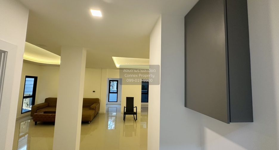 For sale 3 bedrooms house in Chom Thong, Bangkok