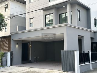 For sale 3 bedrooms house in Chom Thong, Bangkok