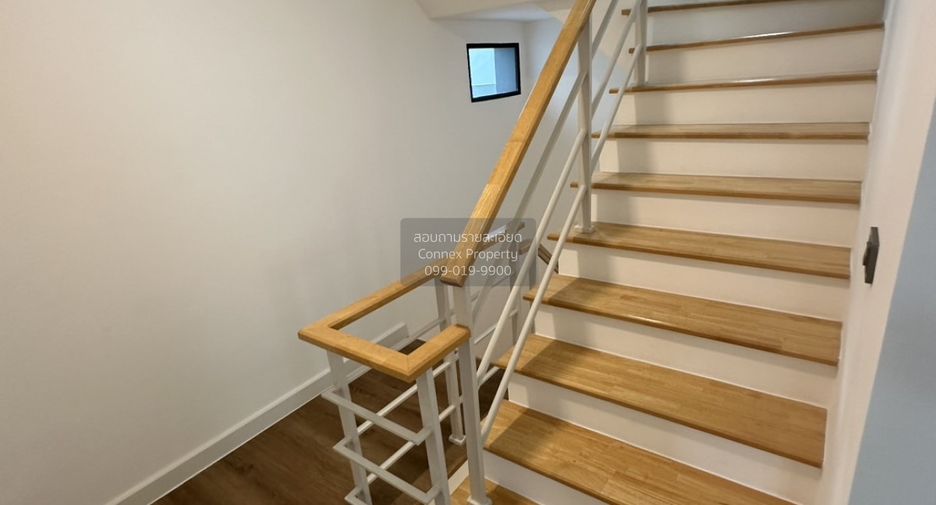 For sale 3 bedrooms house in Chom Thong, Bangkok