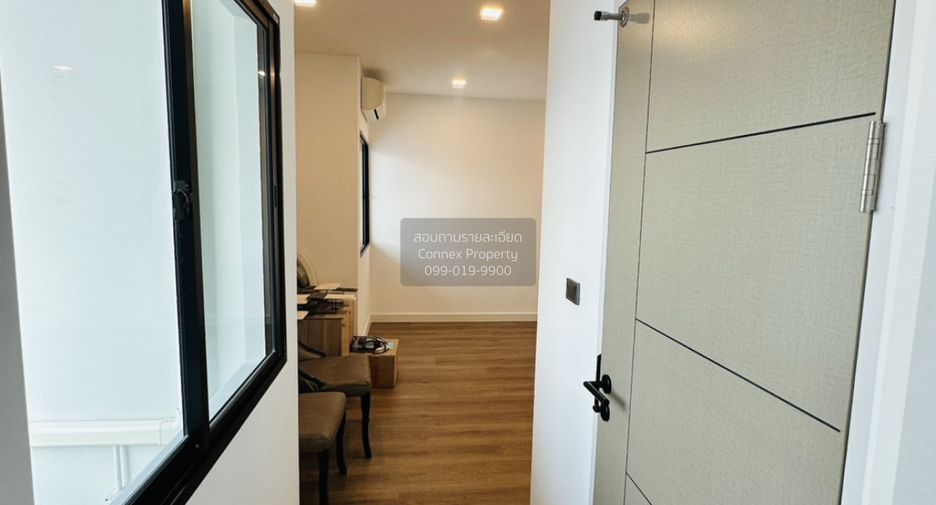 For sale 3 bedrooms house in Chom Thong, Bangkok