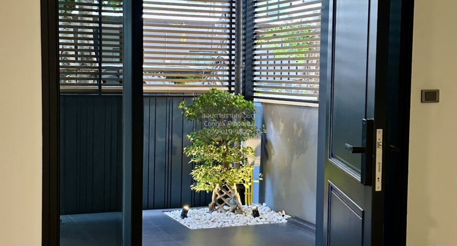 For sale 3 bedrooms house in Chom Thong, Bangkok