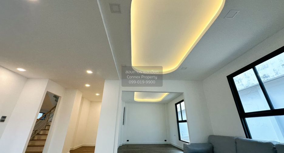 For sale 3 bedrooms house in Chom Thong, Bangkok