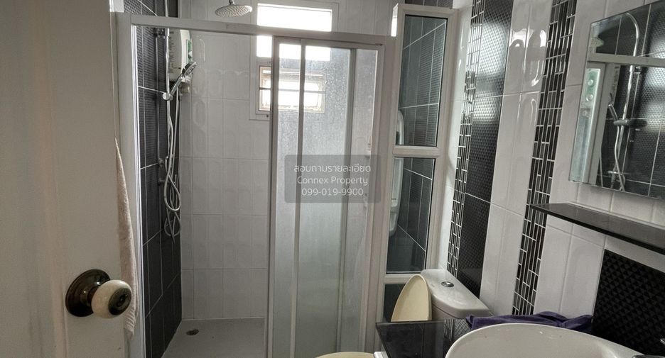 Casa en venta de 4 habitaciones en Don Mueang, Bangkok